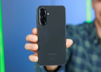 سامسونج تضرب بقوة قبل 2026.. تخفيض على Galaxy Tab S11 Ultra مع كيبورد Book Cover مجاني في الحزمة