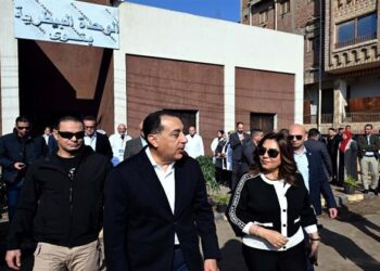 رئيس الوزراء يتفقد الوحدة البيطرية بقرية “نوى” ضمن مشروعات المبادرة الرئاسية “حياة كريمة” بالقليوبية
