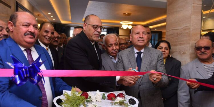 ︎وزير العمل يفتتح المقر الجديد للنقابة العامة للعاملين بالنقل البري
