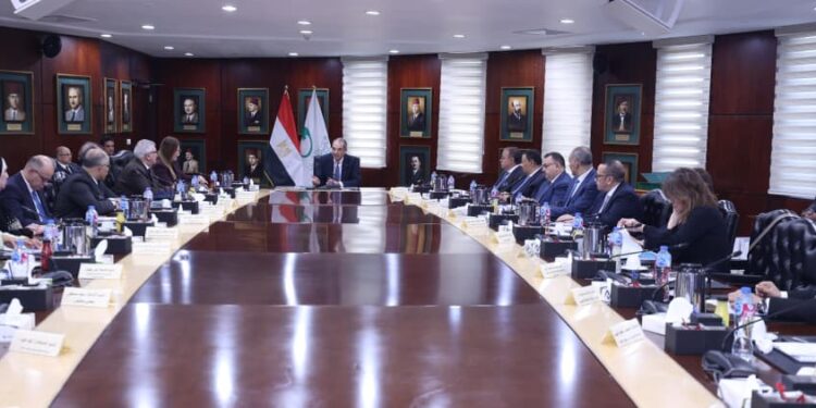 وزير الاتصالات: تطوير 85% من مكاتب البريد على مستوى الجمهورية