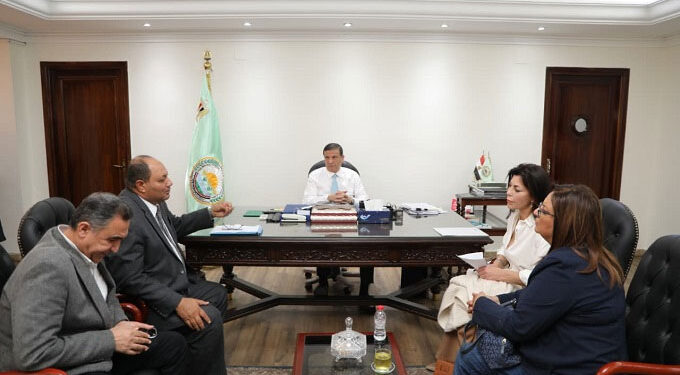 وزير الزراعة يطلق شراكة موسعة مع المجتمع المدني لمكافحة انتشار كلاب الشوارع