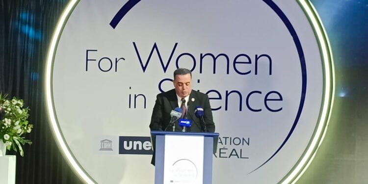 الصحة: ندعم تطبيقات الذكاء الاصطناعي في الكشف عن السرطان.. وفخورون بأول رئيس مصري لـ “لوريال”