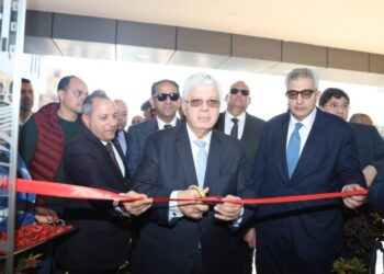 وزير التعليم العالي ومحافظ بورسعيد ورئيس الجامعة يفتتحون مشروعات تعليمية وخدمية بجامعة بورسعيد