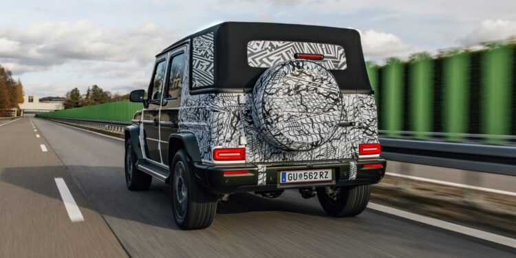 مرسيدس تعيد إحياء جي كلاس المكشوفة بتصميم كلاسيكي وروح عصرية