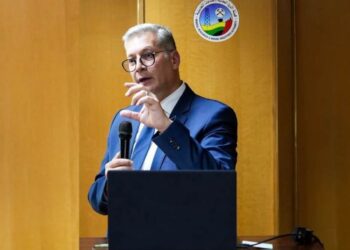 وزير البترول والثروة المعدنية يلتقي كوادر هيئة الثروة المعدنية والصناعات التعدينية