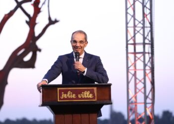 وزير الاتصالات: الإبداع البشري يظل أساس تطوير التكنولوجيا