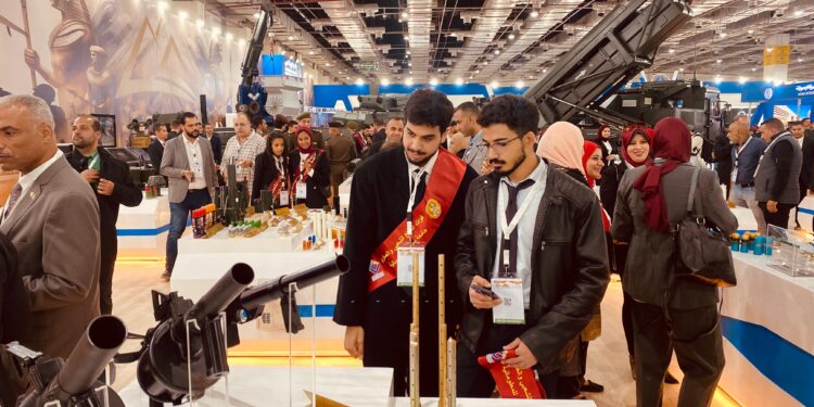 دور الذكاء الاصطناعي في الصناعات الدفاعية محور زيارة طلاب جامعة مصر للمعلوماتية