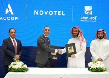 أكور توقّع اتفاقية لتطوير فندق نوفوتيل شمال المدينة المنورة