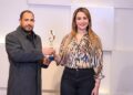 بالصور.. رئيس سيلفر سكرين يحصد جائزة التميز والابداع العربى كافضل شركة تسويق وتنظيم مؤتمرات لعام 2025