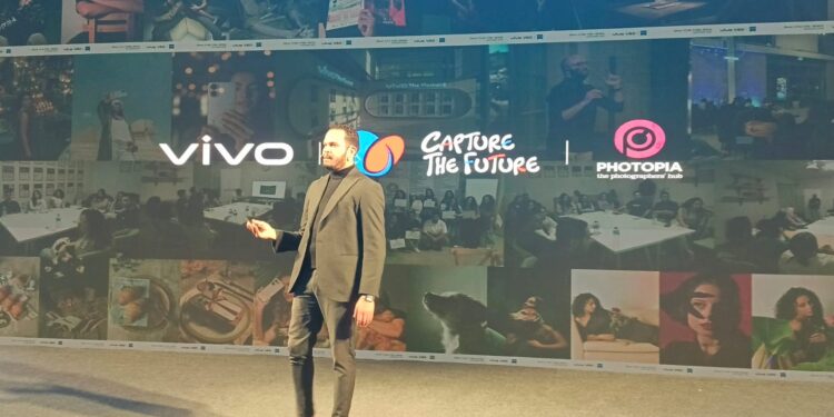 مع X300 Pro.. فيفو تنتقل إلى فئة الهواتف الرائدة محليًا