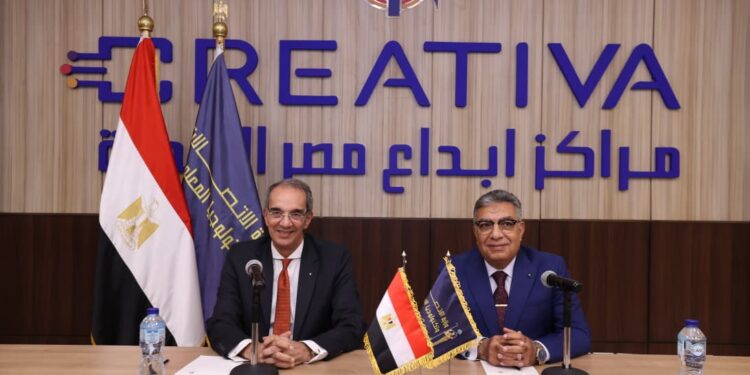 وزير الاتصالات: شباب الدقهلية قوة صاعدة في سوق العمل الحر العالمي