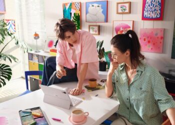 HUAWEI MatePad 12 X يطلق العنان للإبداع مع شاشة PaperMatte المحسّنة