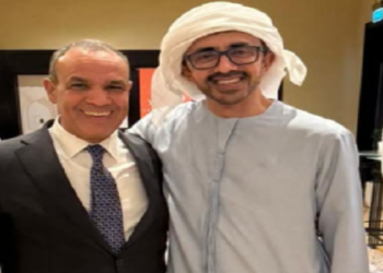 وزير الخارجية يلتقي نظيره الإماراتي على هامش منتدى صير بني ياس