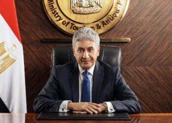 وزير السياحة للشباب: اعرفوا تاريخ بلدكم.. أنتم أكبر حملة تسويق لنا