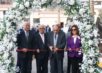 وزيرة التنمية ومحافظ القاهرة يفتتحان تطوير كابريتاج حلوان