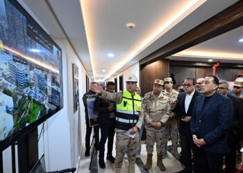 رئيس الوزراء يتابع الموقف التنفيذي لمشروع تطوير مدينة النيل الطبية (معهد ناصر)