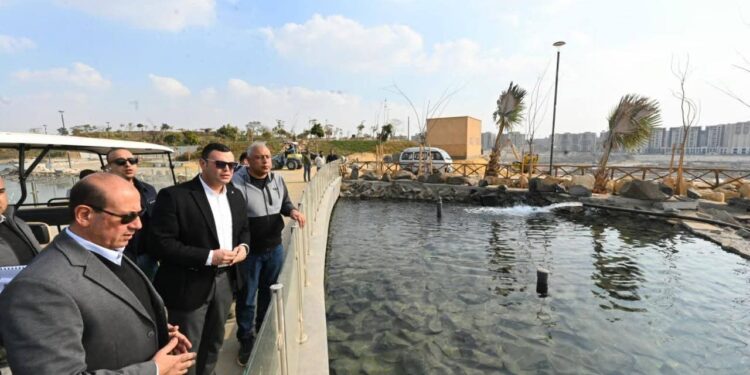 وزير الإسكان ومحافظ القاهرة يتفقدان مشروع حدائق “تلال الفسطاط” بمصر القديمة