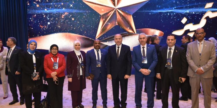 وزير التموين يقدم التهنئة للفائزين ويشيد بأداء مراكز الخدمة التموينية في جائزة مصر للتميّز الحكومي