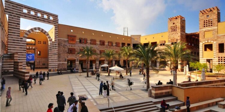 الجامعة الأمريكية بالقاهرة تناقش الأثر العالمي لمبادرة «نوابغ العرب» في ندوة مفتوحة