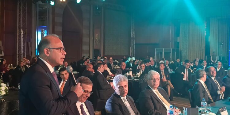 فريد: التكنولوجيا حولت الرقابة المالية من “ورقة وقلم” إلى تحليل بيانات ضخمة