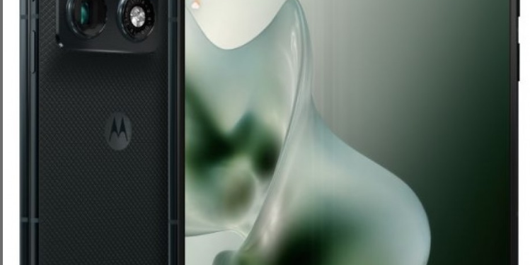 موتورولا تطلق أول هاتف قابل للطي كالكتاب Razr Fold