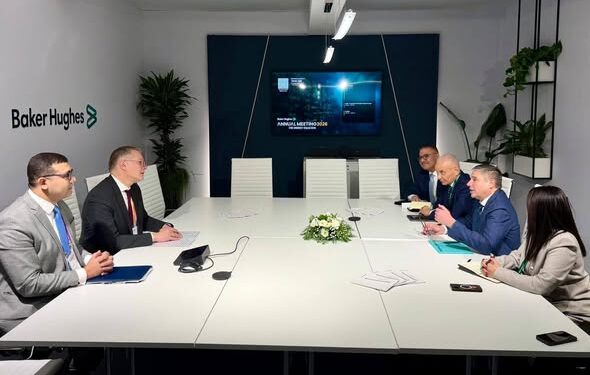 وزير البترول يبحث مع بيكرهيوز العالمية تسريع التعاون في عدد من مجالات العمل الجديدة