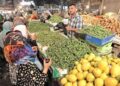 أسعار الخضار والفاكهة في الأسواق اليوم الجمعة