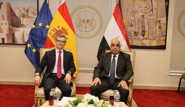 وزير العدل يوقع اتفاقيتين للمساعدة القضائية وتسليم المجرمين مع نظيره الإسباني