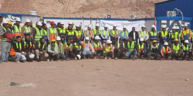 وزارة العمل تُطلق مبادرة «سلامتك تهمنا» بموقع مشروع التجلي الأعظم بسانت كاترين