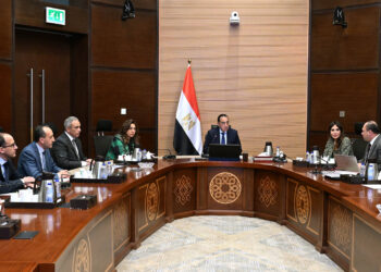 رئيس الوزراء يتابع الموقف التنفيذي لمشروعات هيئة تنمية الصعيد