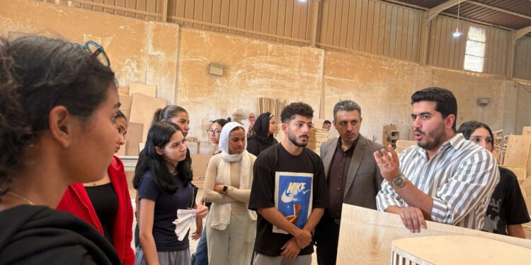 جامعة مصر للمعلوماتية تربط الدراسة بسوق العمل عبر تعاون موسع مع قطاع الأثاث