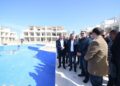 وزير الإسكان يتفقد الشاليهات والفيلات والعمارات السكنية بكومباند “مزارين” بمدينة العلمين الجديدة