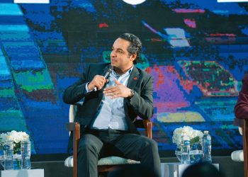 عمرو فتحي: إي آند مصر ترسخ استراتيجية ذكاء اصطناعي مستدامة قائمة على البيانات والحوكمة والتحول المؤسسي الشامل