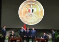 رئيس الوزراء يشهد مراسم توقيع ثلاث اتفاقيات تعاون بين المُطور الرئيسي للمشروع وعددٍ من الشركاء الدوليين