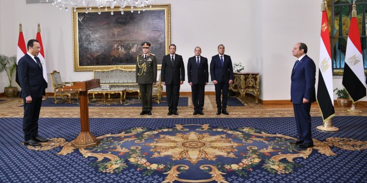 وزير الاتصالات: تعزيز البنية التحتية والذكاء الاصطناعي ركيزتان لاقتصاد رقمي قوي