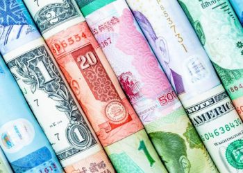 أسعار العملات في مصر اليوم الخميس