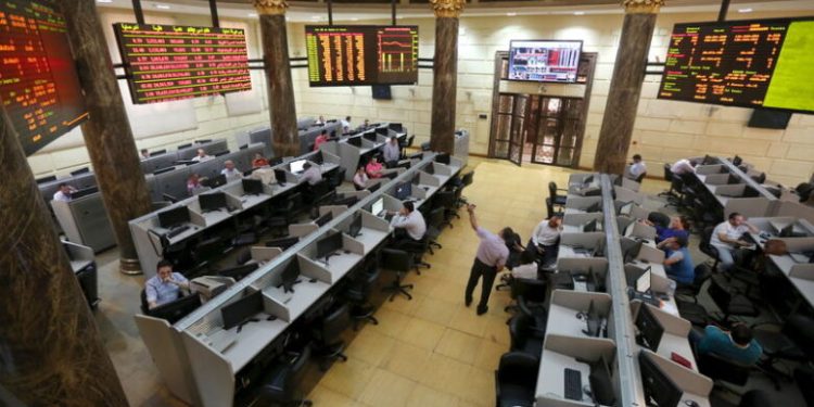هبوط مؤشرات البورصة بمستهل تعاملات جلسة الأربعاء