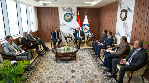 وزير البترول يبحث مع رئيس كابريكورن البريطانية زيادة استثماراتها في مصر