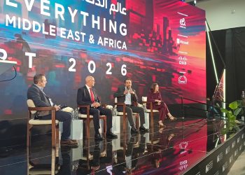 عمرو فتحي: “إي آند مصر” تتحول من مرحلة التجارب إلى الإنتاج الفعلي للذكاء الاصطناعي