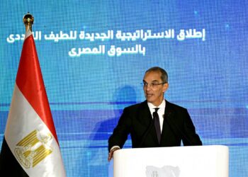 وزير الاتصالات: قطاعنا أصبح إنتاجيًا وخدميًا وصفقة الـ 5G شهادة استقرار للاقتصاد