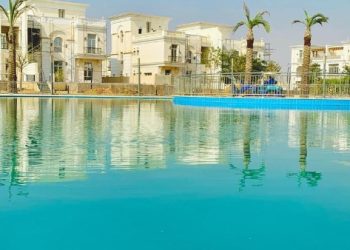 وزيرة الإسكان تتابع سير العمل بالحدائق المركزية “النهر الأخضر” والحي السكني الخامس بالعاصمة  الجديدة