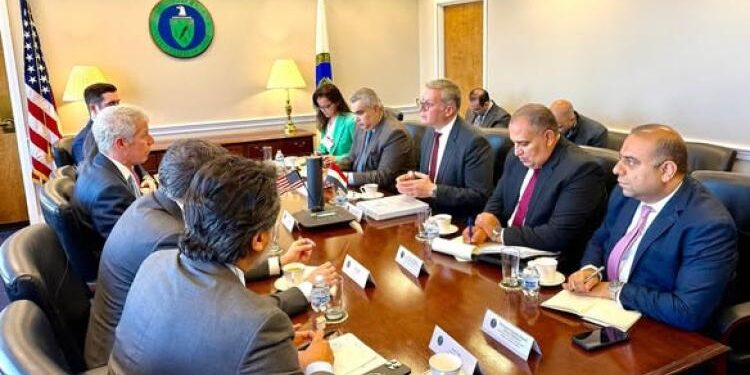 مباحثات لوزير البترول والثروة المعدنية مع نظيره الأمريكي في واشنطن
