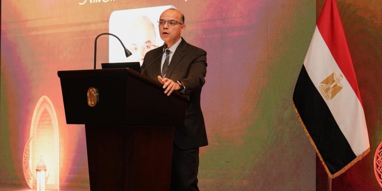 وزير الاستثمار يستعرض خارطة طريق شاملة لتحسين بيئة الأعمال