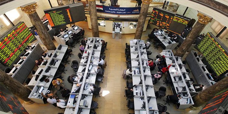 إيجي إكس 30 يهبط 1.5% في بداية جلسة التداول مع تراجع جماعي للمؤشرات