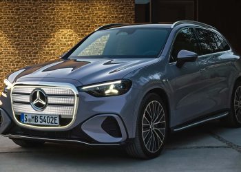 بقوة 490 حصانًا.. مرسيدس تقدم مرسيدس GLC الكهربائية 2026