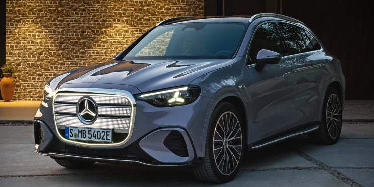 بقوة 490 حصانًا.. مرسيدس تقدم مرسيدس GLC الكهربائية 2026