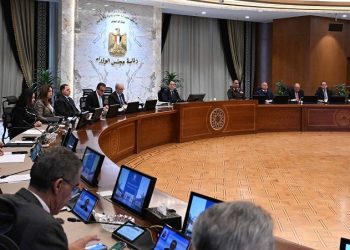 رئيس الوزراء: تكليفات للوزراء بانتظام متابعة الأسواق ميدانياً بالتنسيق مع الأجهزة الرقابية