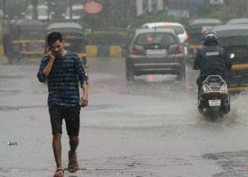 الطقس غدا.. تحذير عاجل من حالة قوية من عدم الاستقرار وأمطار غزيرة ورعدية