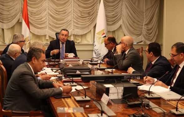 وزير التعليم العالي يترأس اجتماعًا طارئًا للمجلس الأعلى للجامعات