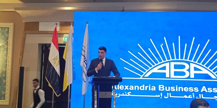 وزير الصناعة: نستهدف الوصول بالصادرات غير البترولية لـ 99 مليار دولار بحلول 2030